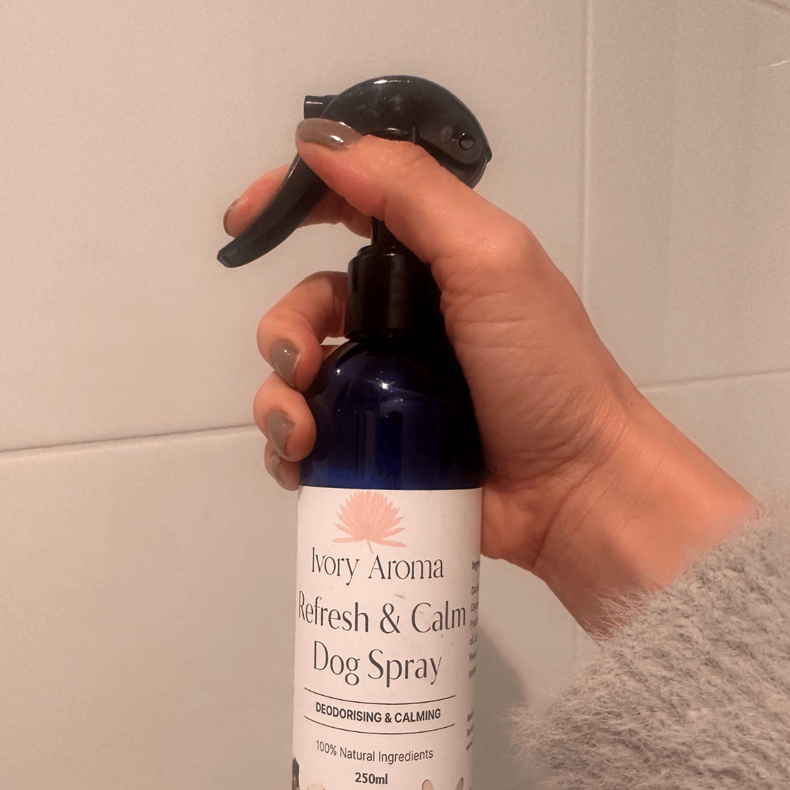 Refresh and Calm' Dog Spray - Therapeutic blend of 100% natural ingredients