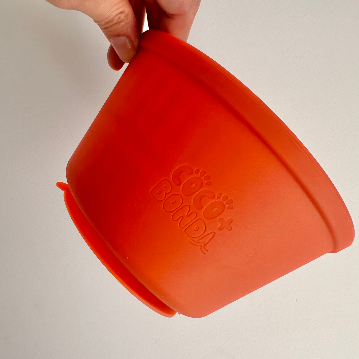 Bucket Enrichment Slow Feeder Bowl with Silicone Spatula