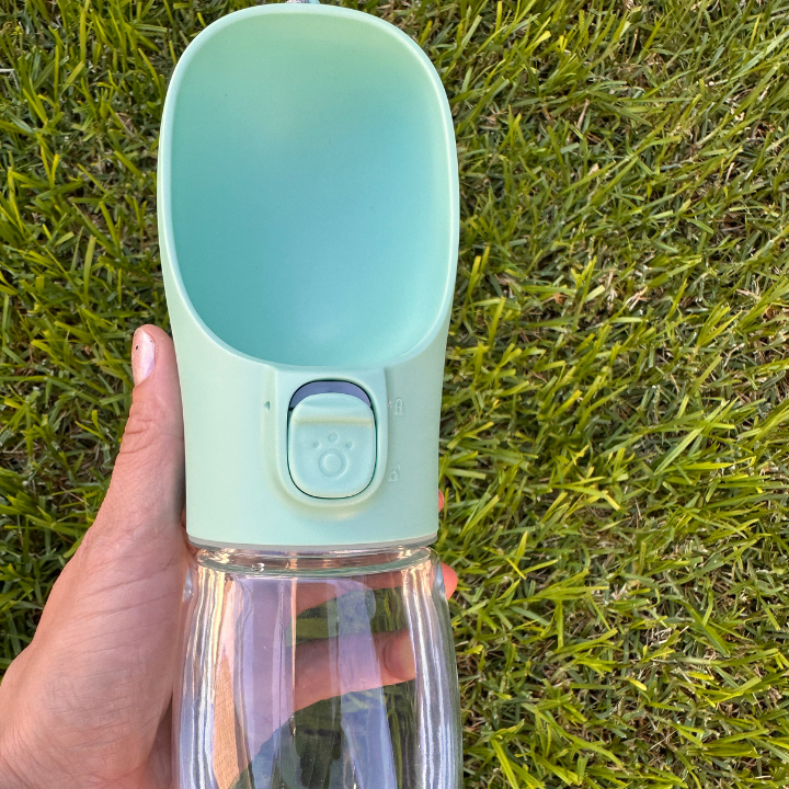 Portable Pet Water Bottle - Green Colour