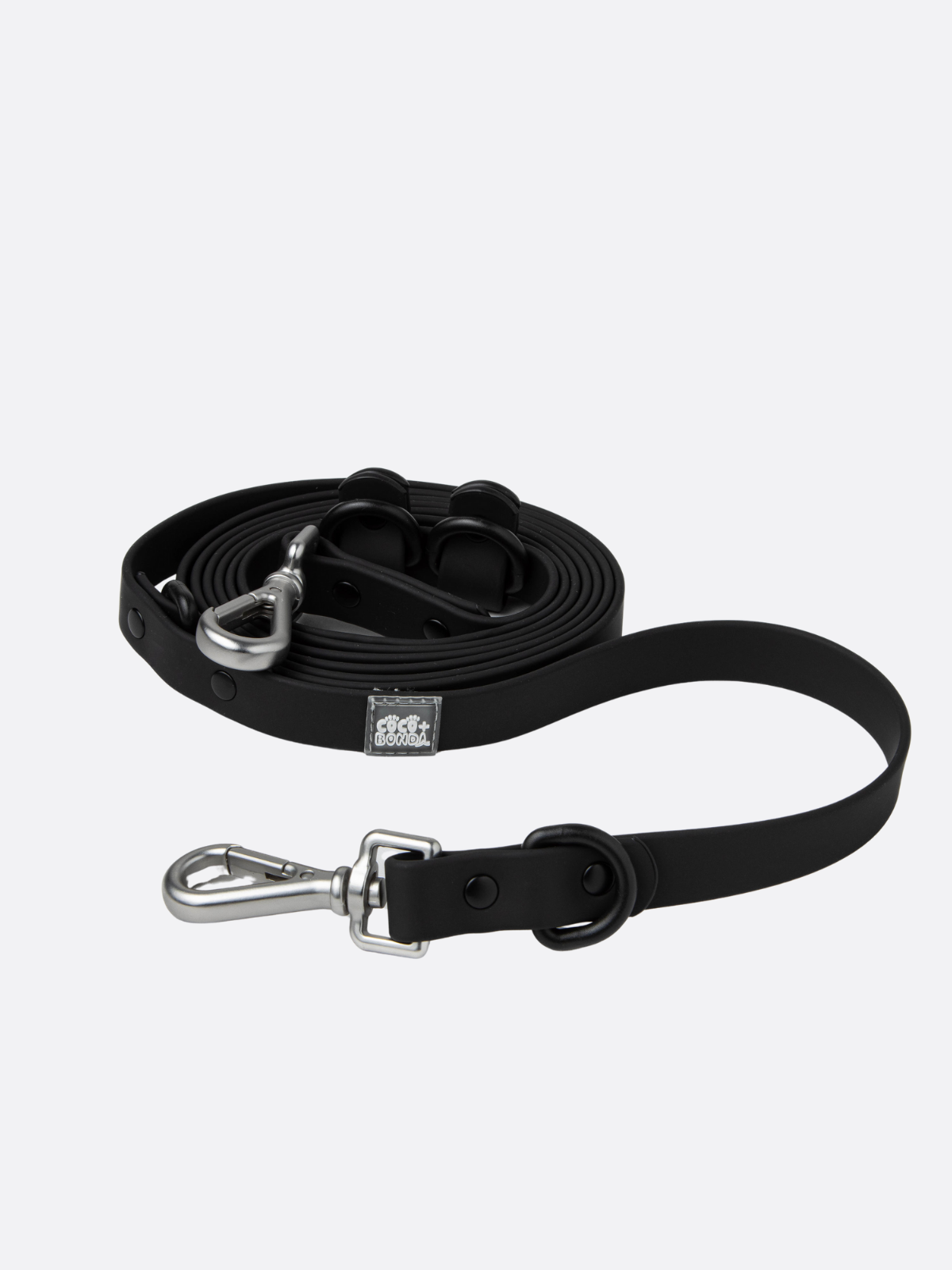 Black Waterproof Dog Leash – Adjustable & Easy-Clean